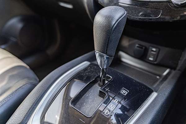 2015 Nissan X-TRAIL ST-L T32