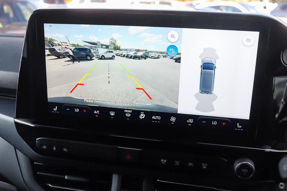 2024 Ford Tourneo Active AV SWB