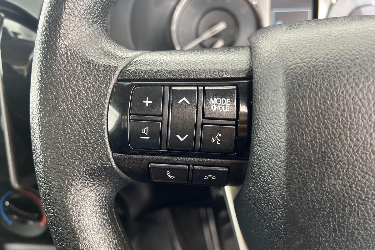 2020 Toyota Hilux SR GUN126R