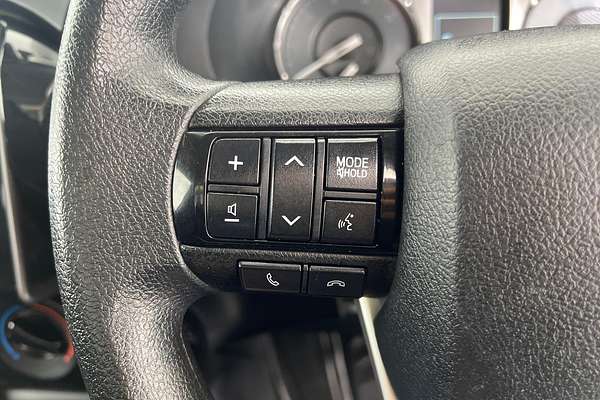 2020 Toyota Hilux SR GUN126R