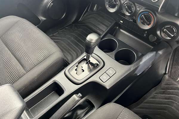 2020 Toyota Hilux SR GUN126R