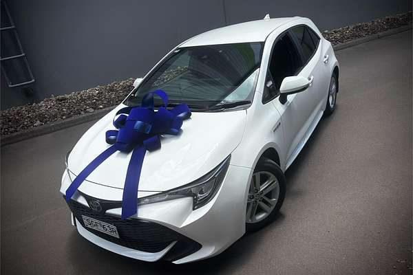 2020 Toyota Corolla ASCENT SPORT HYBRID ZWE211R