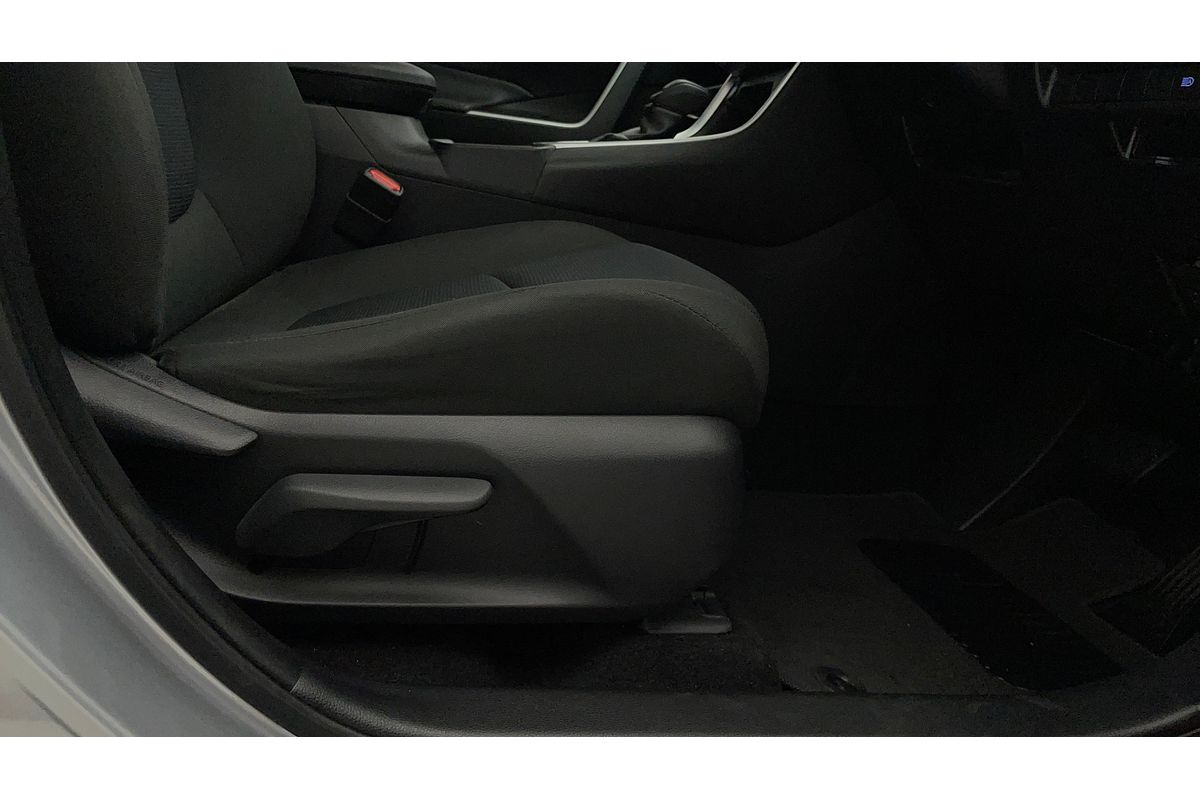 2019 Toyota RAV4 GX AXAH52R