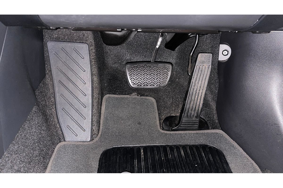 2019 Toyota RAV4 GX AXAH52R