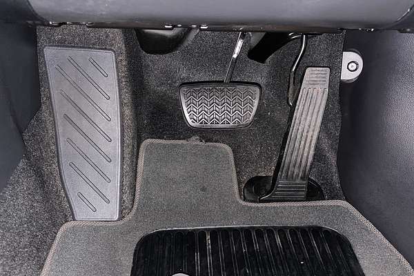 2019 Toyota RAV4 GX AXAH52R