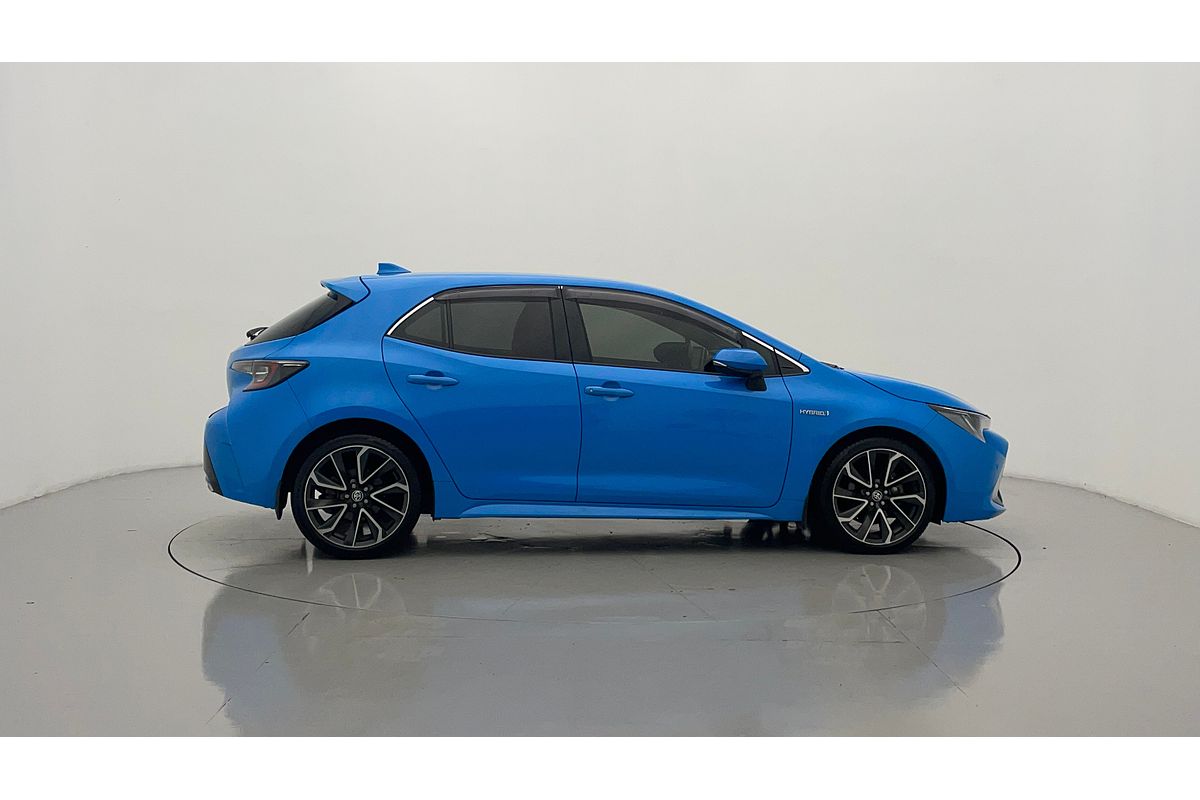 2020 Toyota Corolla ZR Hybrid ZWE211R