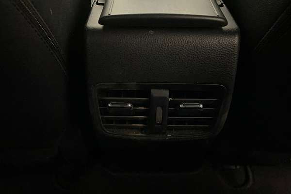 2020 Toyota Corolla ZR Hybrid ZWE211R