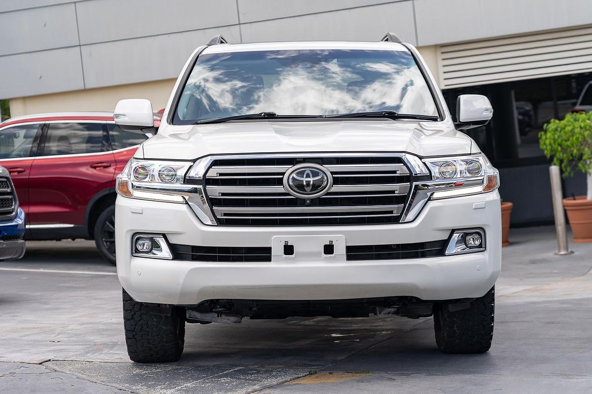 2019 Toyota Landcruiser Sahara VDJ200R