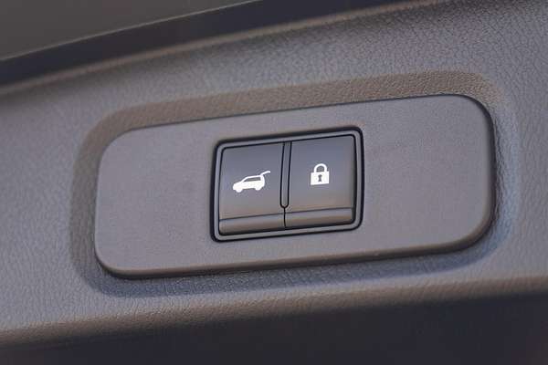 2024 Nissan QASHQAI Ti J12