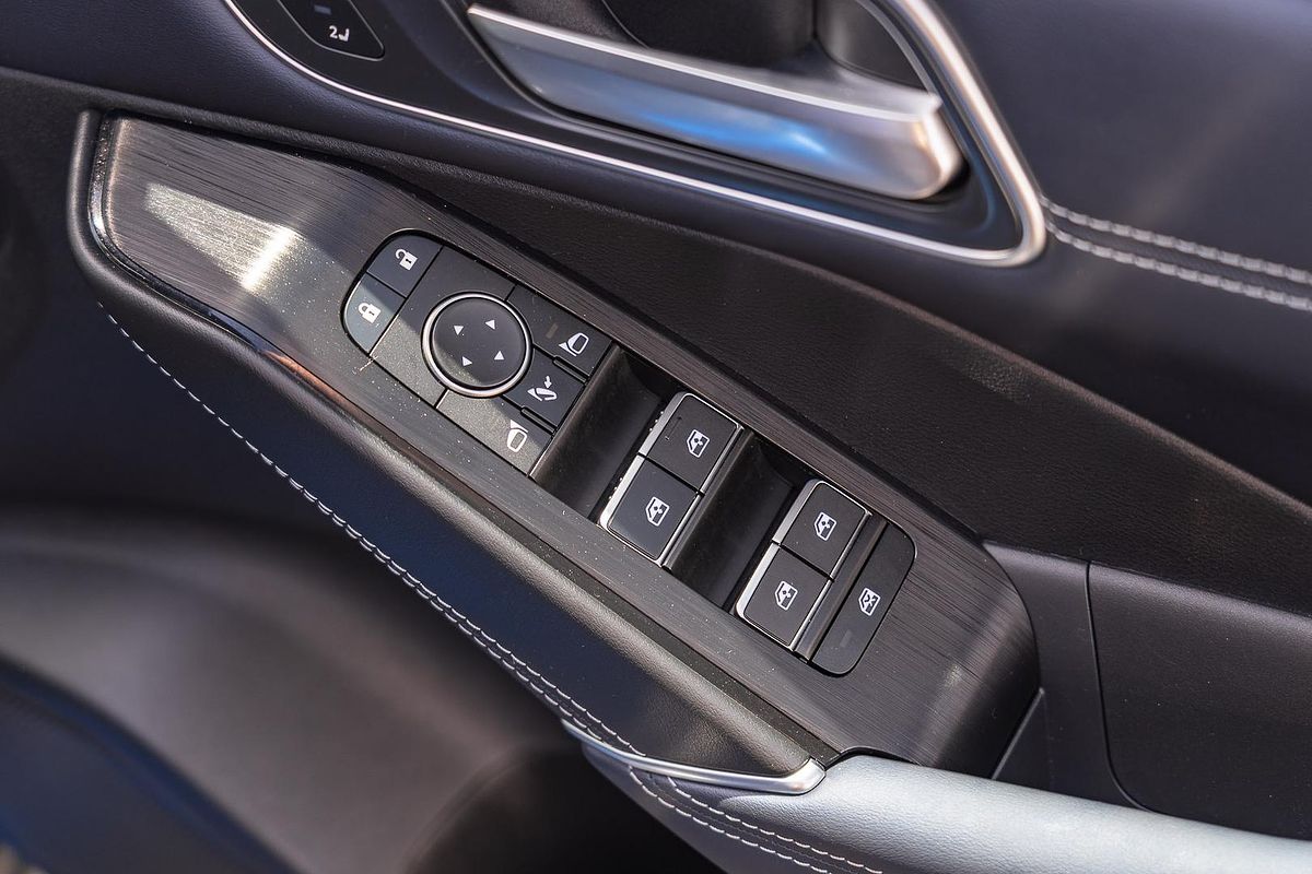 2024 Nissan QASHQAI Ti J12