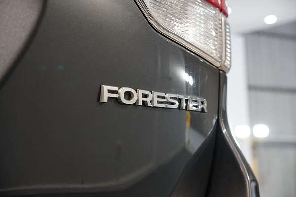 2019 Subaru Forester 2.5i Premium S5