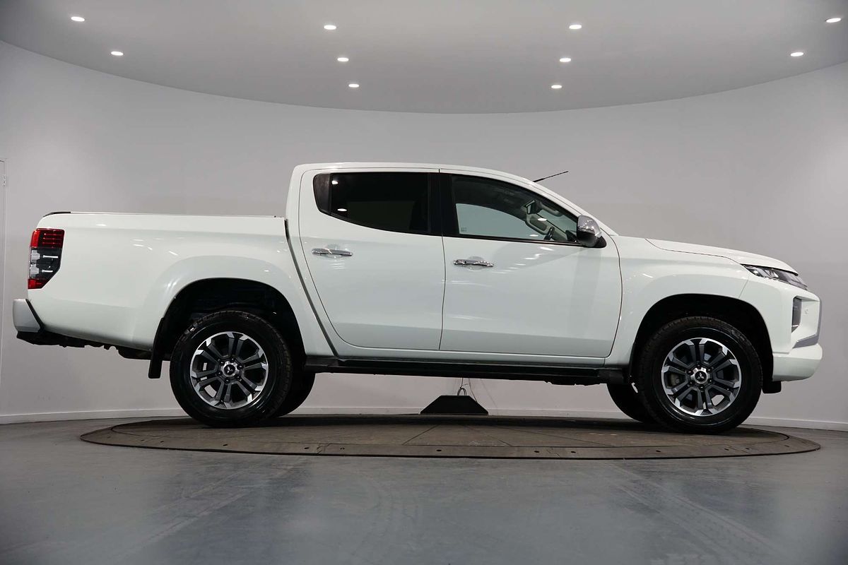 2023 Mitsubishi Triton GLS MR 4X4