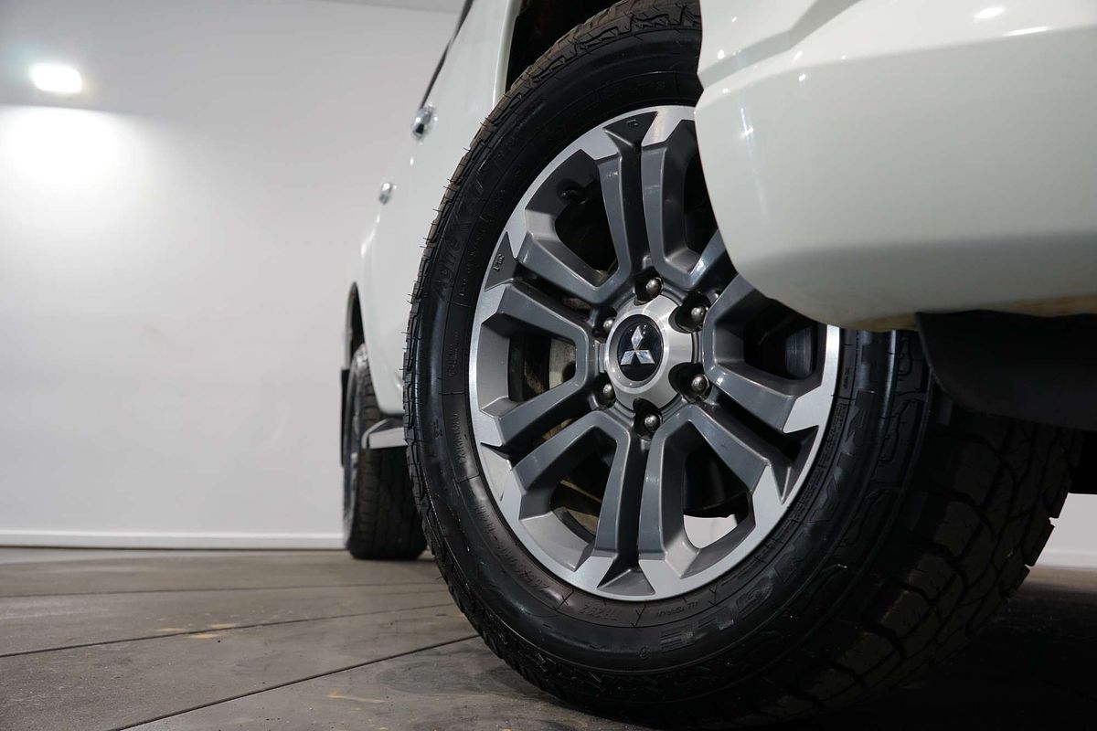 2023 Mitsubishi Triton GLS MR 4X4