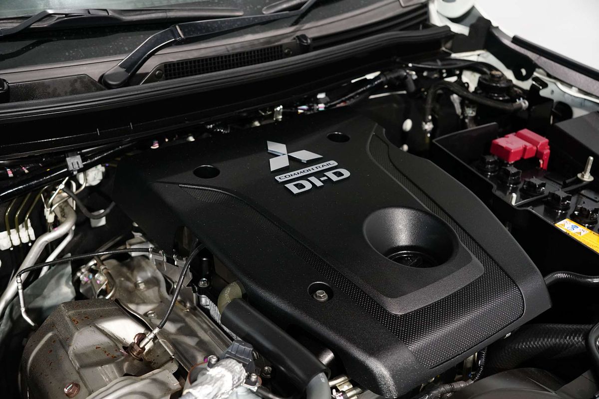 2023 Mitsubishi Triton GLS MR 4X4