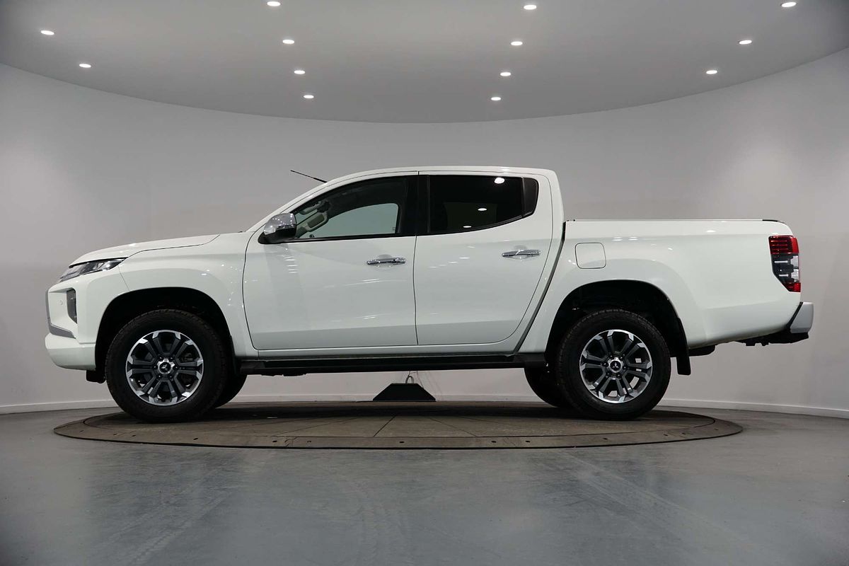 2023 Mitsubishi Triton GLS MR 4X4