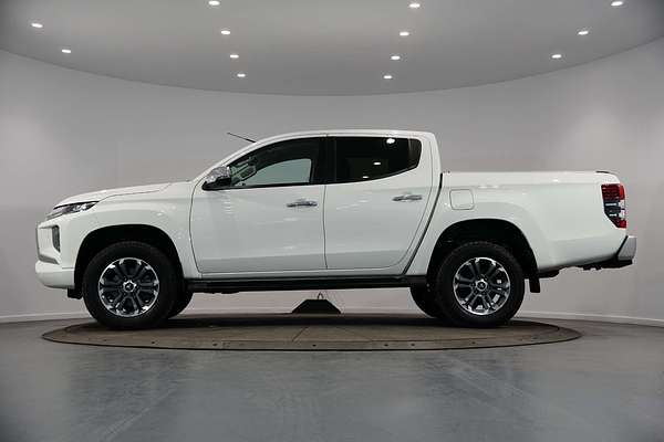 2023 Mitsubishi Triton GLS MR 4X4