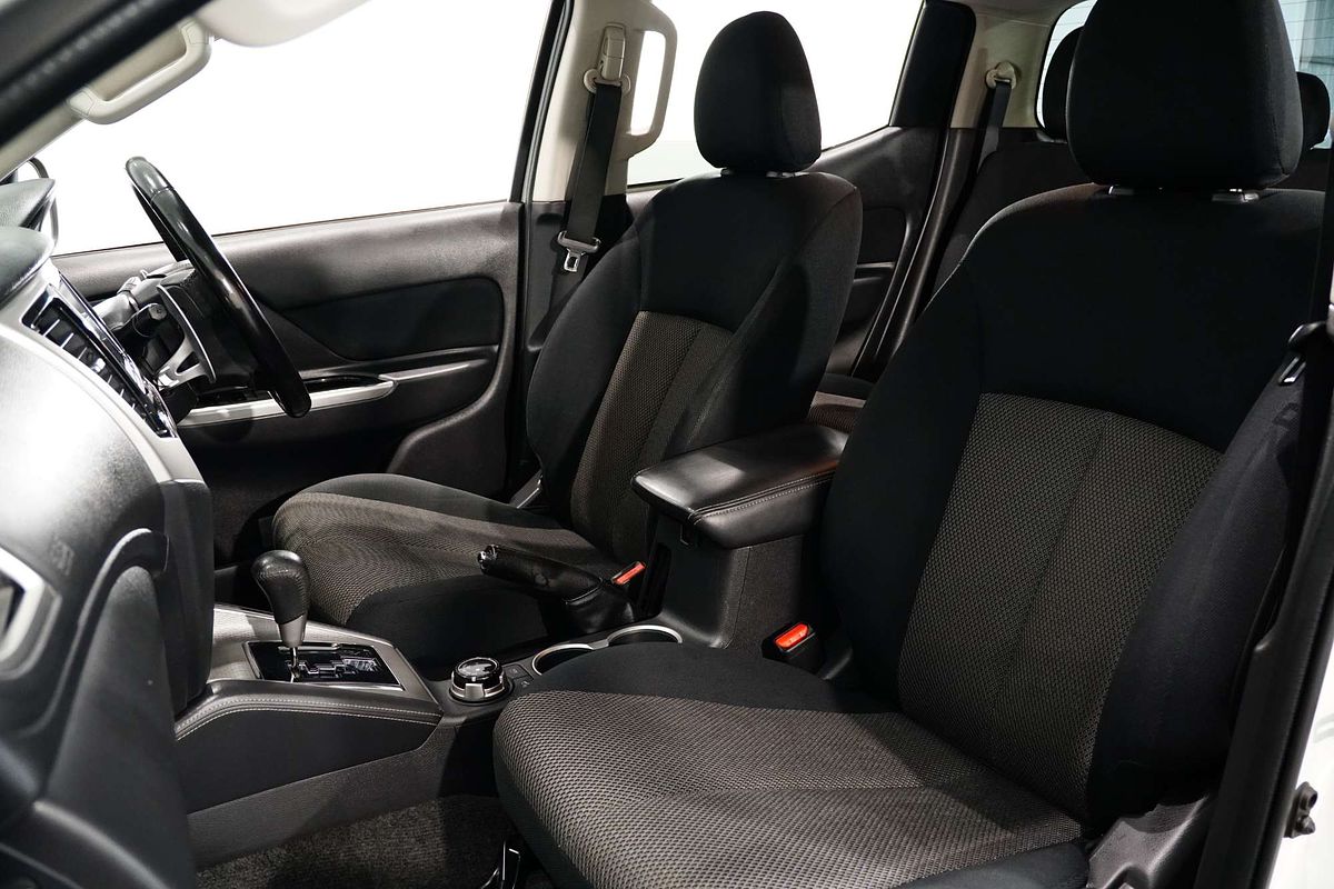 2023 Mitsubishi Triton GLS MR 4X4