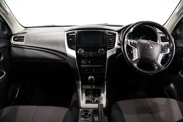 2023 Mitsubishi Triton GLS MR 4X4