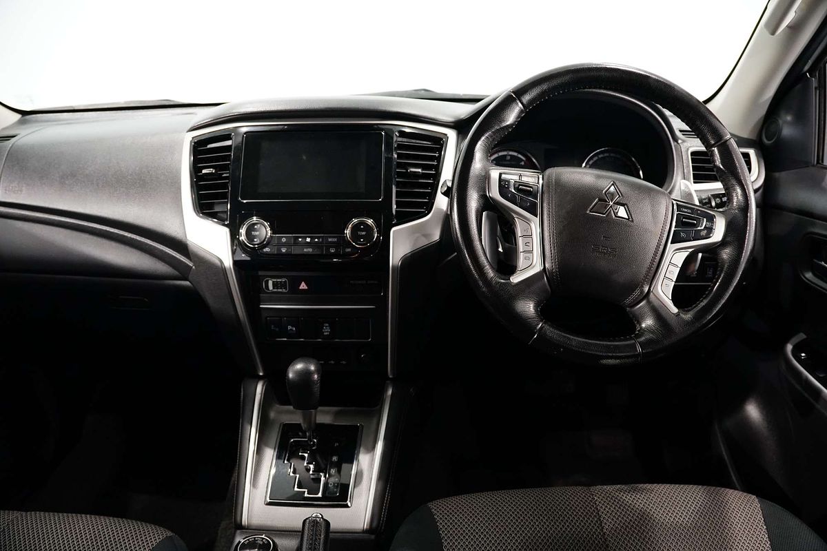 2023 Mitsubishi Triton GLS MR 4X4