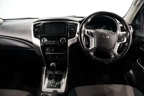 2023 Mitsubishi Triton GLS MR 4X4