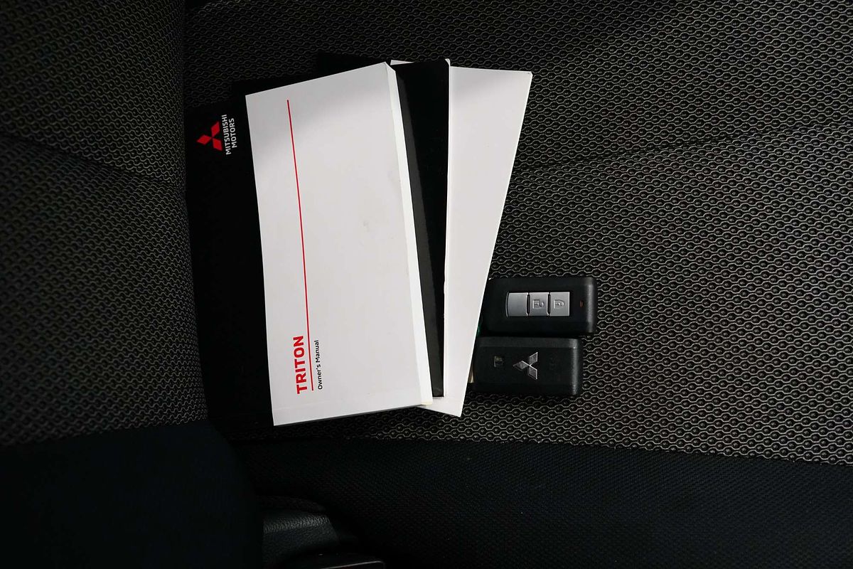 2023 Mitsubishi Triton GLS MR 4X4