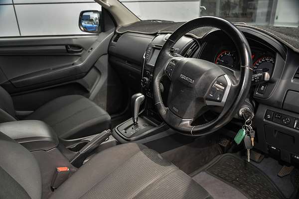 2017 Isuzu D-MAX SX 4X4