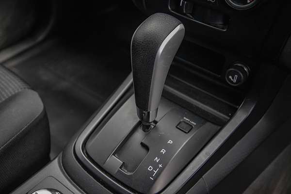 2017 Isuzu D-MAX SX 4X4