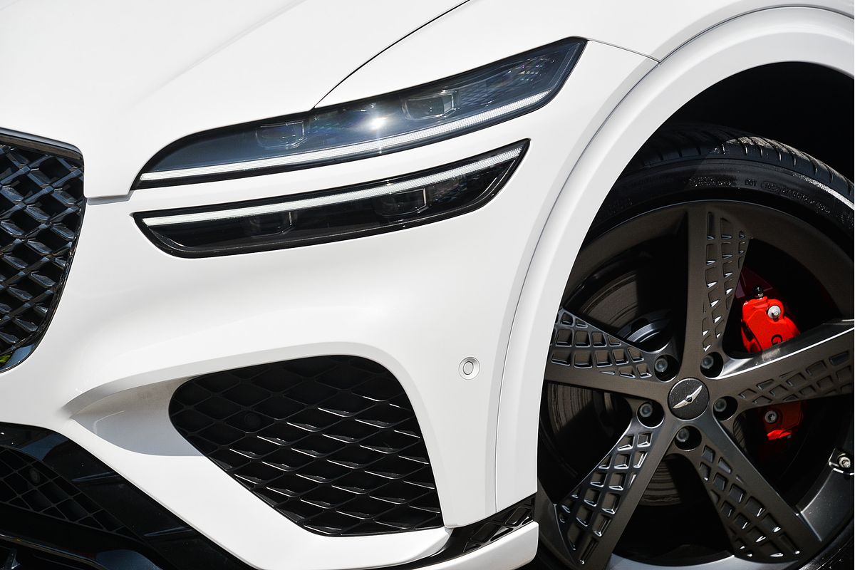 2024 Genesis GV70 3.5T AWD Sport JK.V2