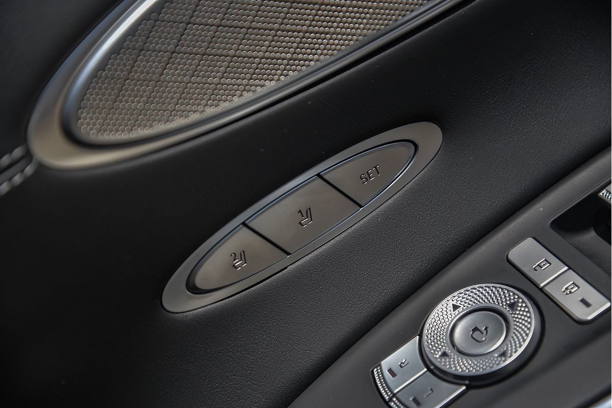 2024 Genesis GV70 3.5T AWD Sport JK.V2