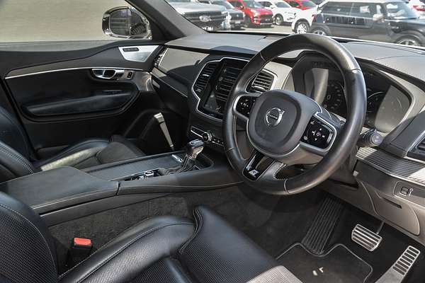 2020 Volvo XC90 T6 R-Design