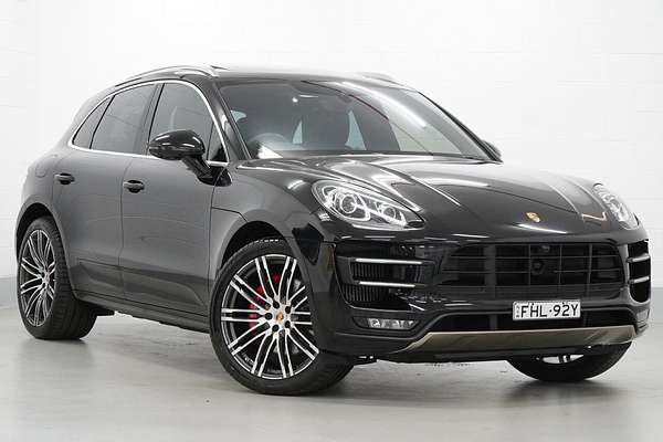 2015 Porsche Macan Turbo 95B