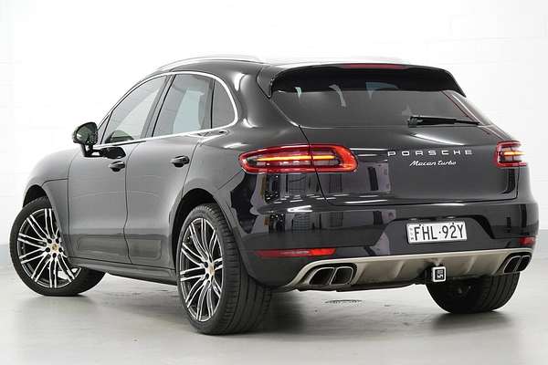 2015 Porsche Macan Turbo 95B
