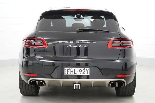 2015 Porsche Macan Turbo 95B
