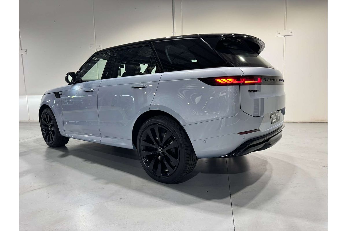 2025 Land Rover Range Rover Sport D300 Dynamic SE L461