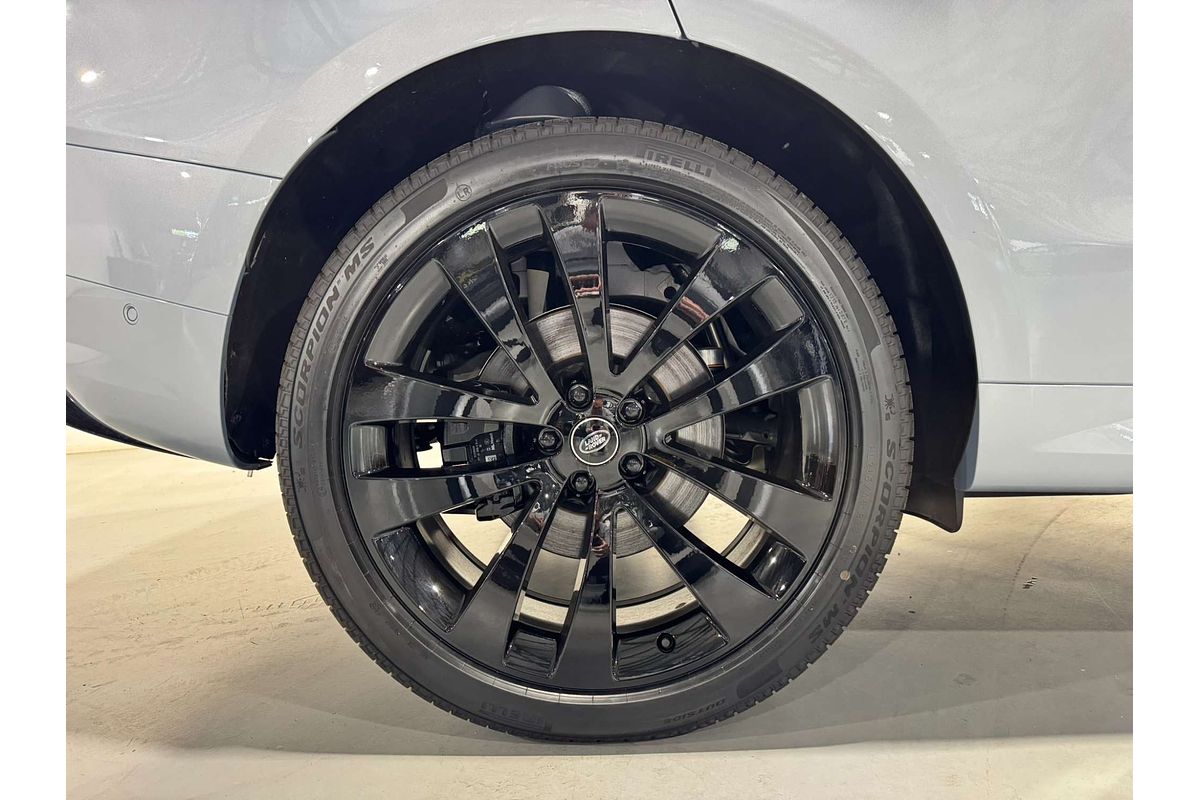 2025 Land Rover Range Rover Sport D300 Dynamic SE L461