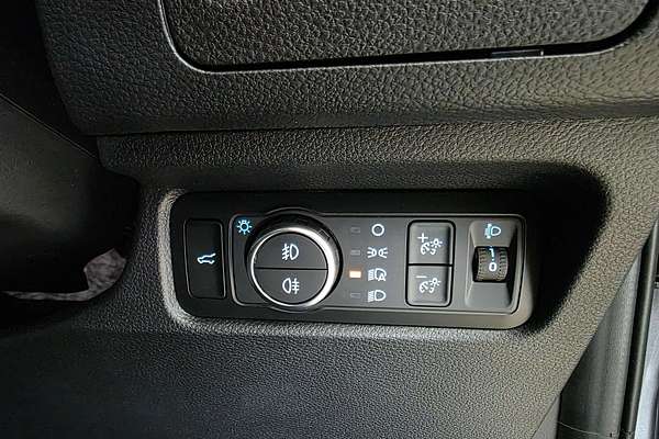 2025 Ford Everest Trend 2.0L