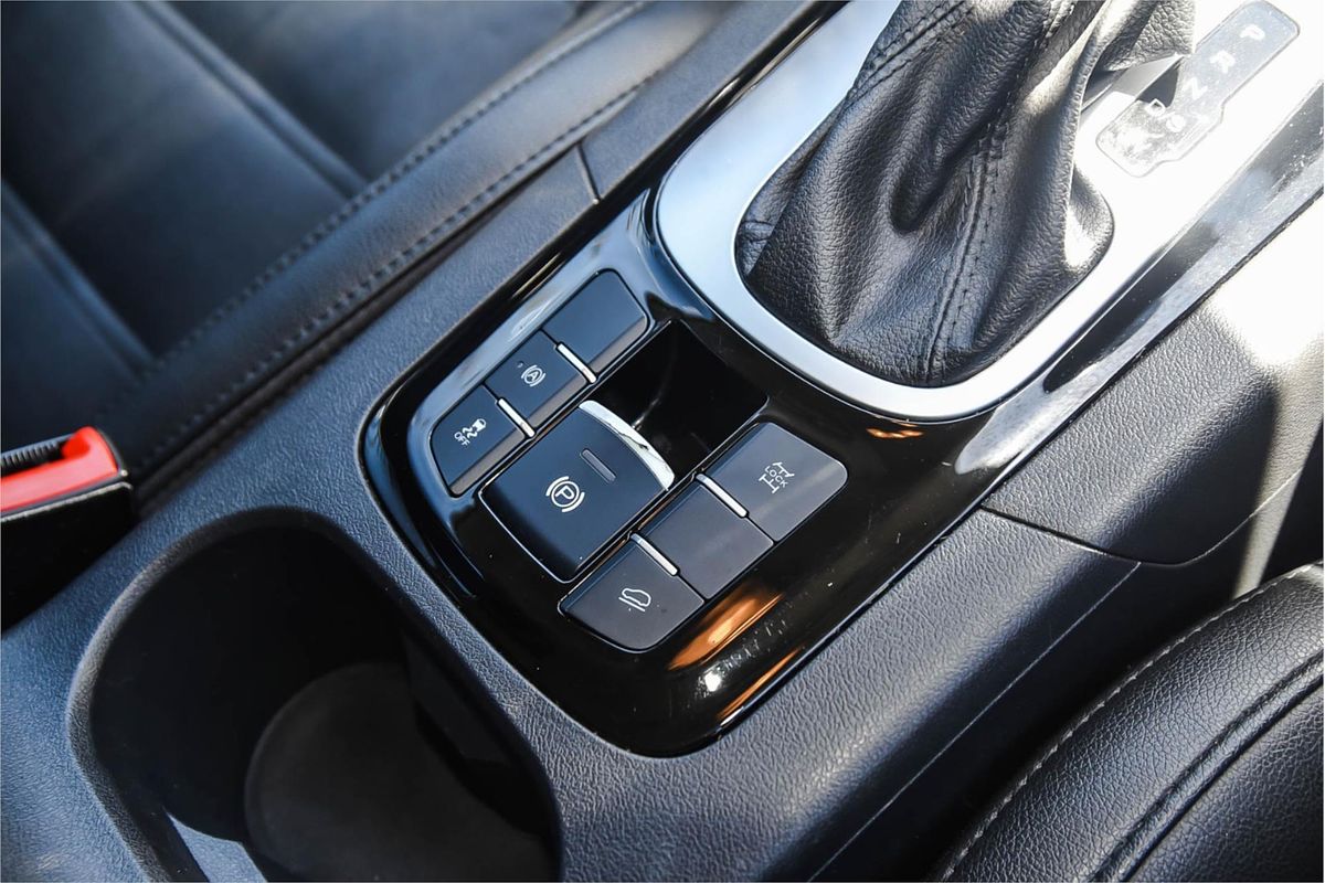 2018 MG GS Essence X SAS2