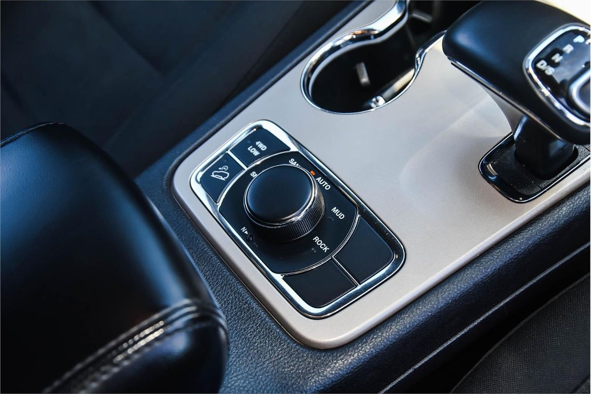 2014 Jeep Grand Cherokee Laredo WK