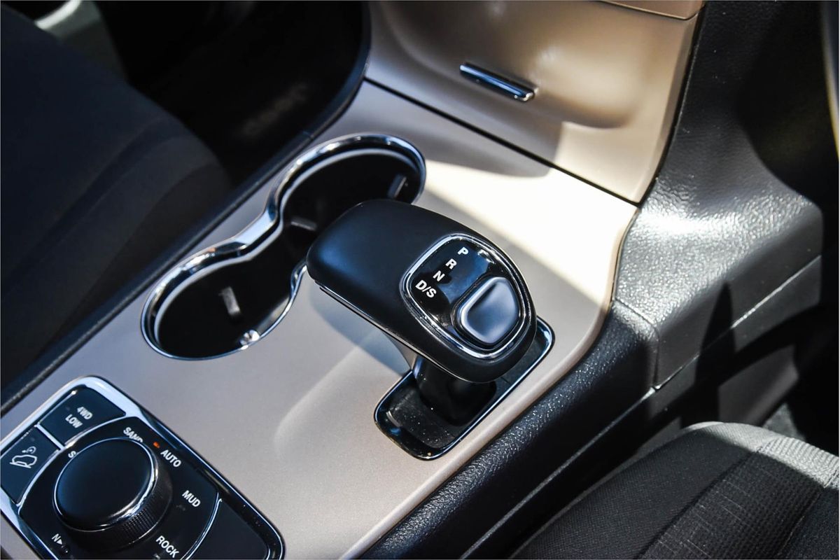 2014 Jeep Grand Cherokee Laredo WK