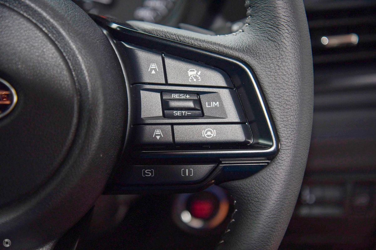 2025 Subaru Forester Premium S6