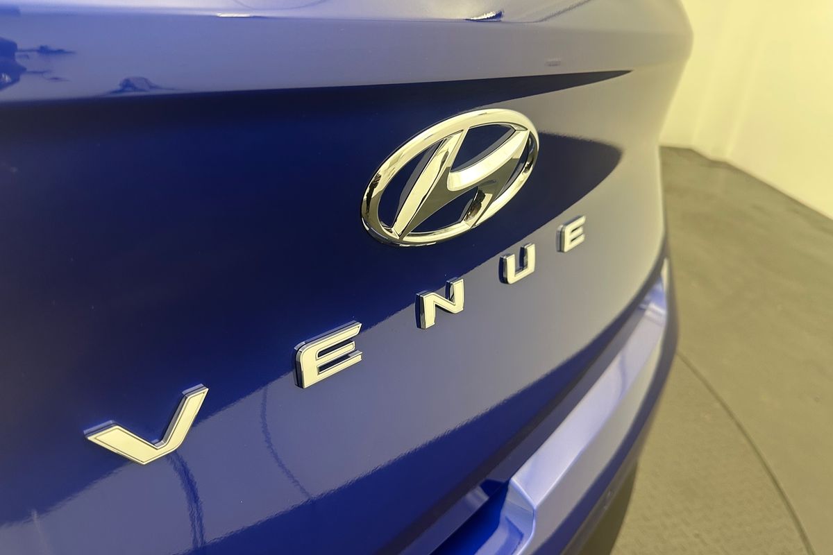 2025 Hyundai Venue Active QX.V5
