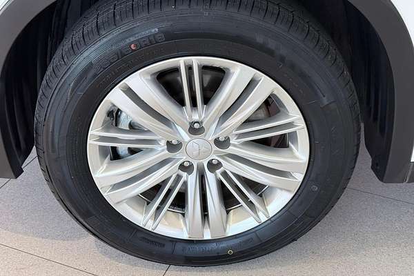 2024 Mitsubishi Outlander LS ZM