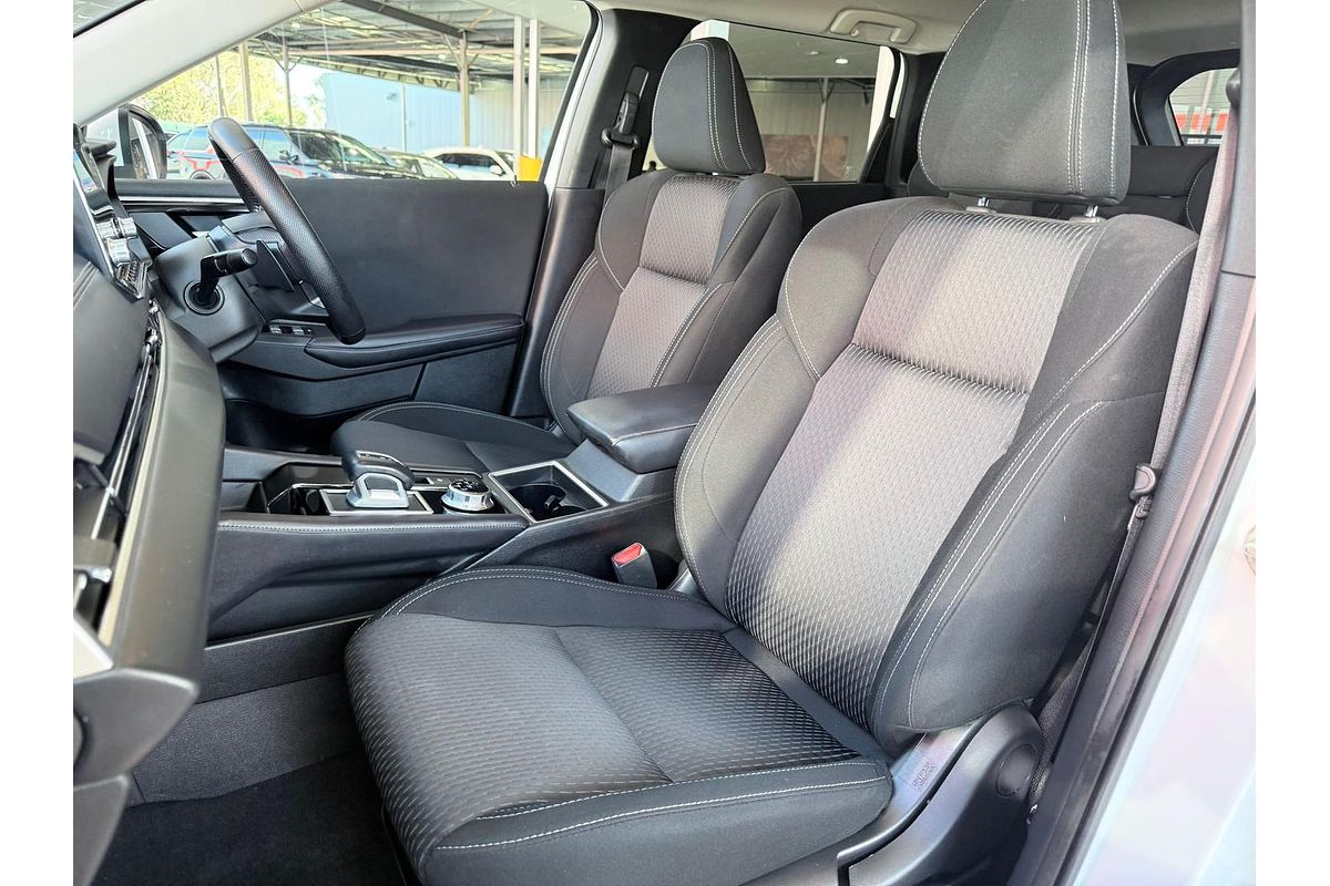 2024 Mitsubishi Outlander LS ZM