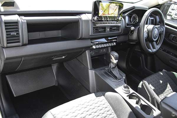 2025 Mitsubishi Triton GLX MV 4X4