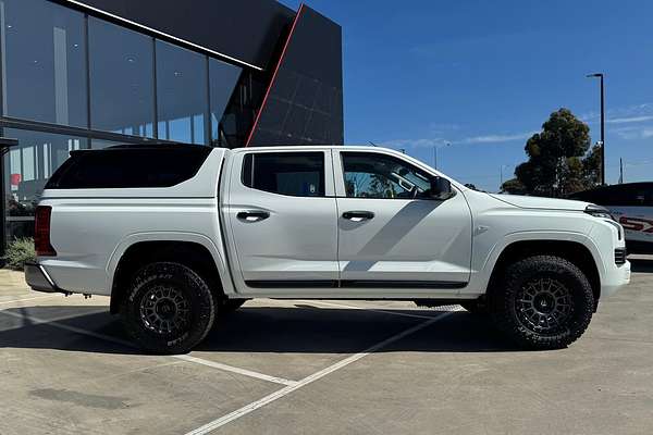 2024 Mitsubishi Triton GLX MV 4X4