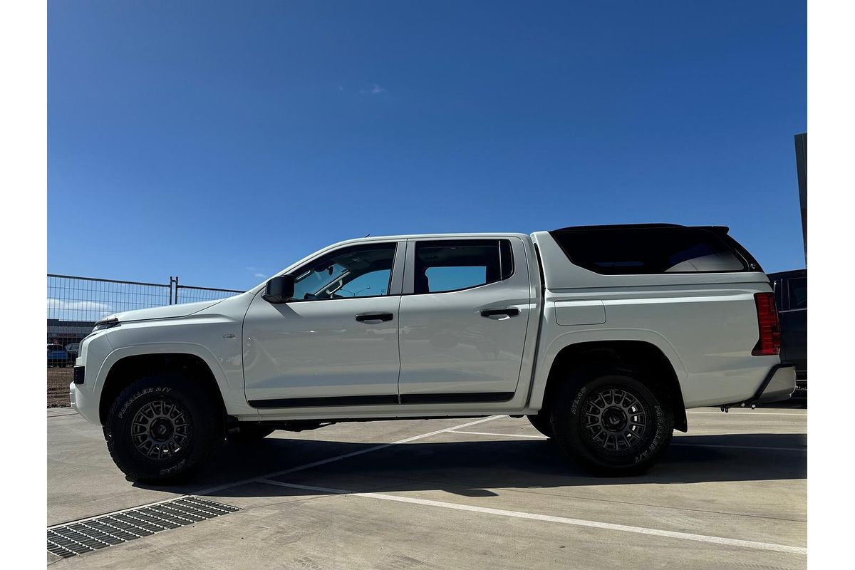 2024 Mitsubishi Triton GLX MV 4X4