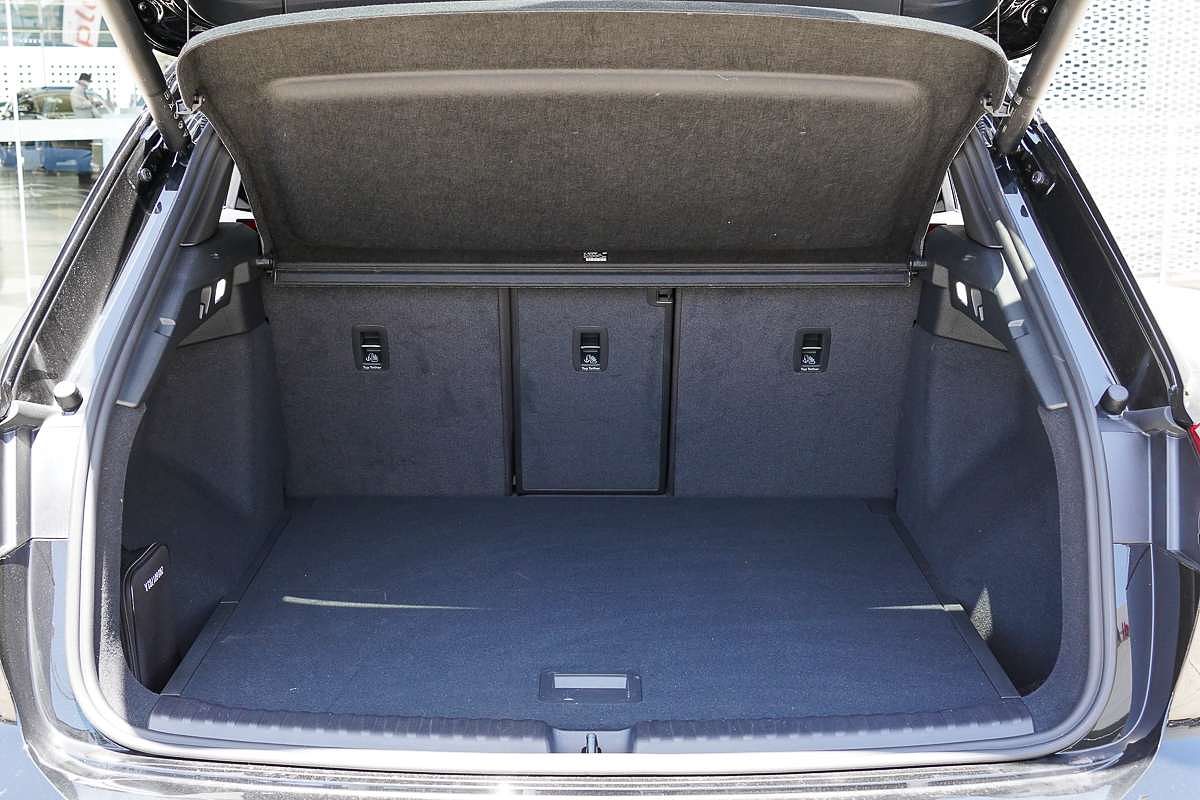 2024 Audi Q4 e-tron 45 F4