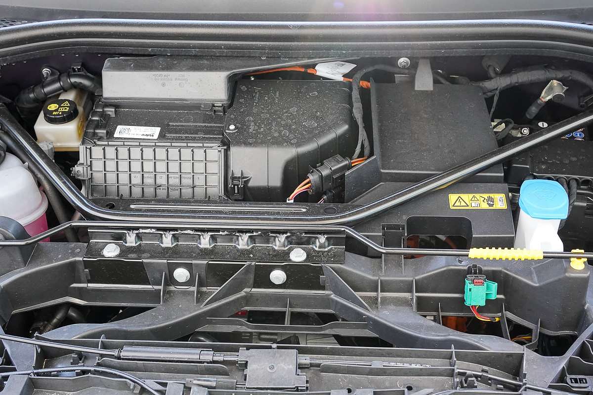 2024 Audi Q4 e-tron 45 F4