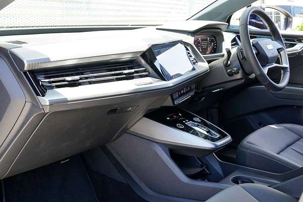 2024 Audi Q4 e-tron 45 F4