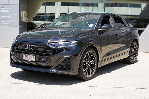 2024 Audi Q8 55 TFSI S line F1